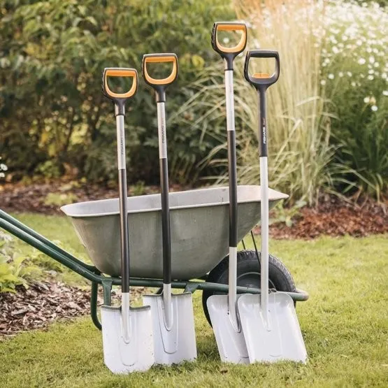 fiskars-1066729-szpadel-ostry-xact-marka-euroflora-rodzaj-szpadel