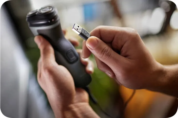 elektryczna-golarka-philips-maszynka-do-golenia-bezprzewodowa-do-brody-stan-nowy-kolor-dominujacy-czarny