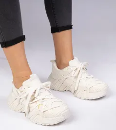 bezowe-sneakersy-na-masywnej-podeszwie-telda