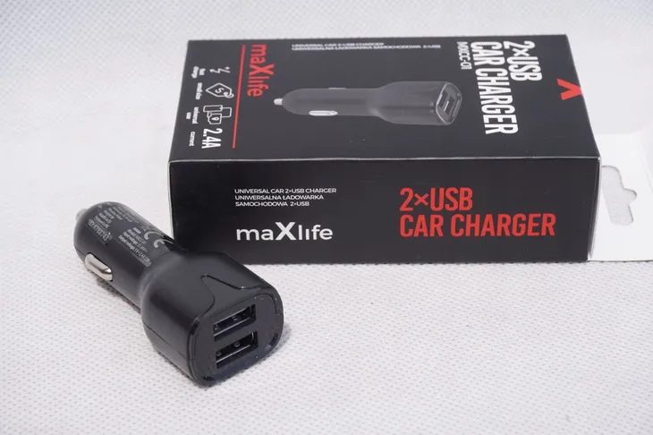 ladowarka-samochodowa-2x-usb-stan-nowy-kod-producenta-maxlife