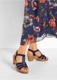 sandaly-na-koturnie-42-kod-producenta-908072