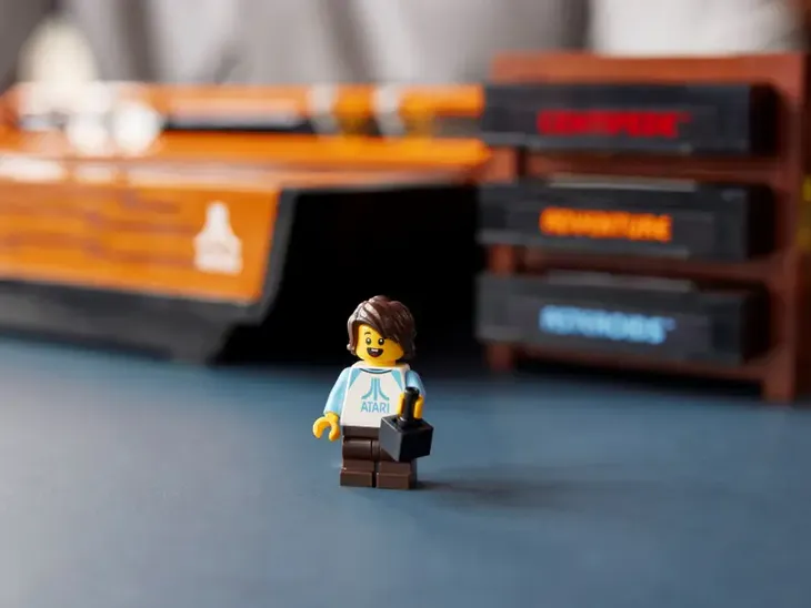 lego-icons-10306-atari-2600-stan-nowy-wiek-dziecka-18-lat
