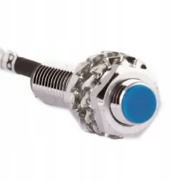 czujnik-zblizeniowy-hallotronowy-sm8-31010pa-gwint-8mm-sn-10mm