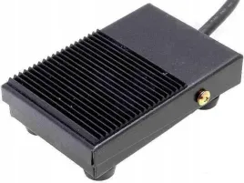 cfs-1-wylacznik-nozny-metalowy-z-guma-fv