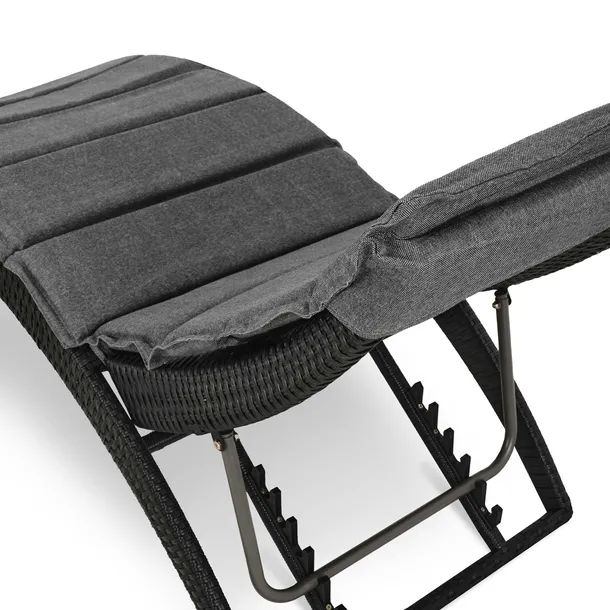 lezak-ogrodowy-regulowany-skladany-lezanka-z-regulacja-technorattan-taras-stan-opakowania-oryginalne