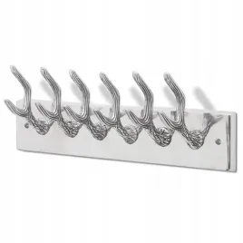 aluminiowy-wieszak-ze-srebrnymi-haczykami