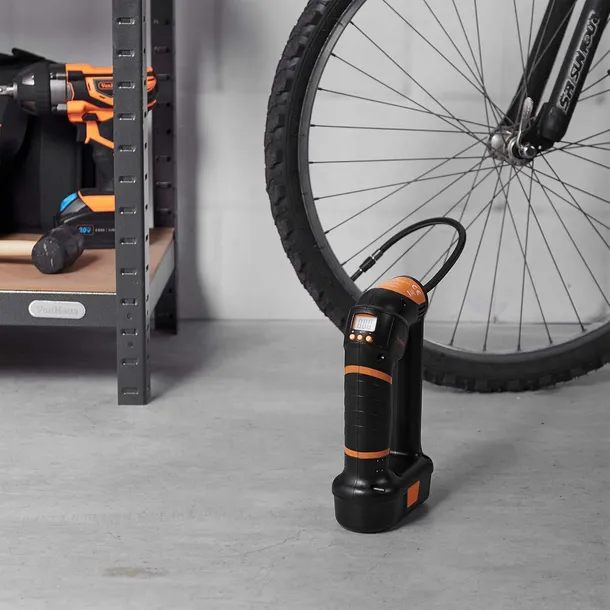 kompresor-akumulatorowy-pompka-latarka-led-12v-115psi-8bar-25ah-torba-kod-producenta-8100075