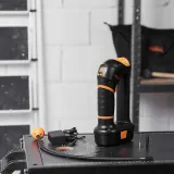 kompresor-akumulatorowy-pompka-latarka-led-12v-115psi-8bar-25ah-torba-stan-nowy-marka-vonhaus