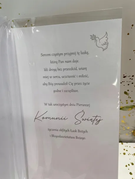 karnet-komunia-material-papier