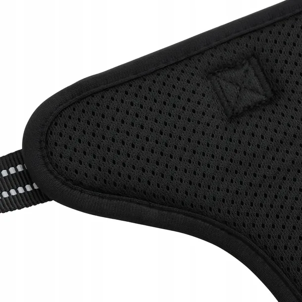 szelki-dla-psa-regulowane-czarne-m-cechy-dodatkowe-elementy-odblaskowe