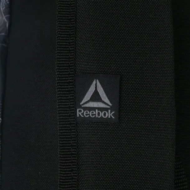 style-found-follow-marka-reebok