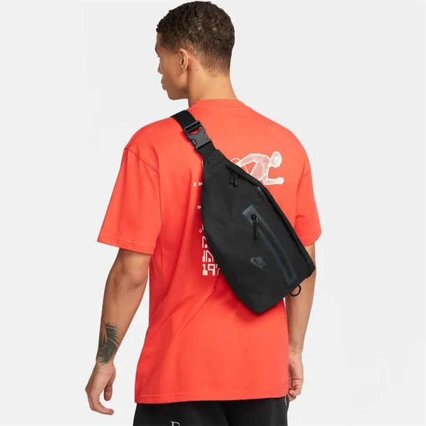 premium-kod-producenta-dn2556010-marka-nike