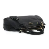 laryn-satchel-kod-producenta-96060bla-marka-guess