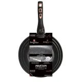 black-rose-marka-berlinger-haus