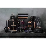 black-rose-marka-berlinger-haus