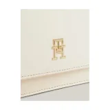 refined-chain-marka-tommy-hilfiger