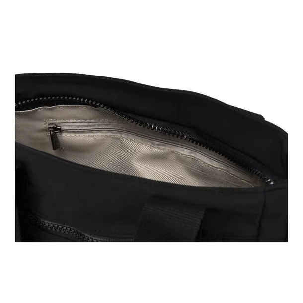 ptncsm0777613-marka-peterson