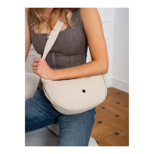 ptncsm0877571-marka-peterson