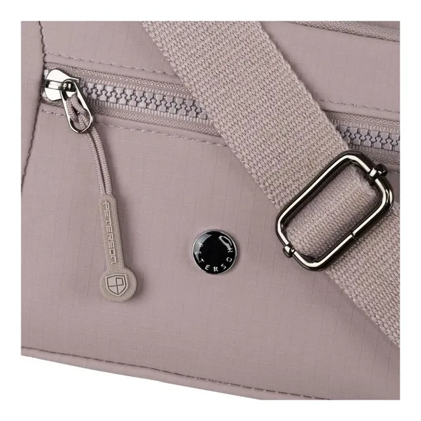 ptncsm0377488-marka-peterson