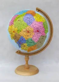 globus-polski-adminstracyjno-fizyczny-32-cm-zache