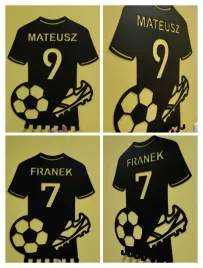 wieszak-scienny-koszulka-pilkarska-personalizowany-twoje-imie