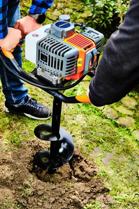 wiertnica-spalinowa-glebowa-swider-do-ziemi-stan-nowy