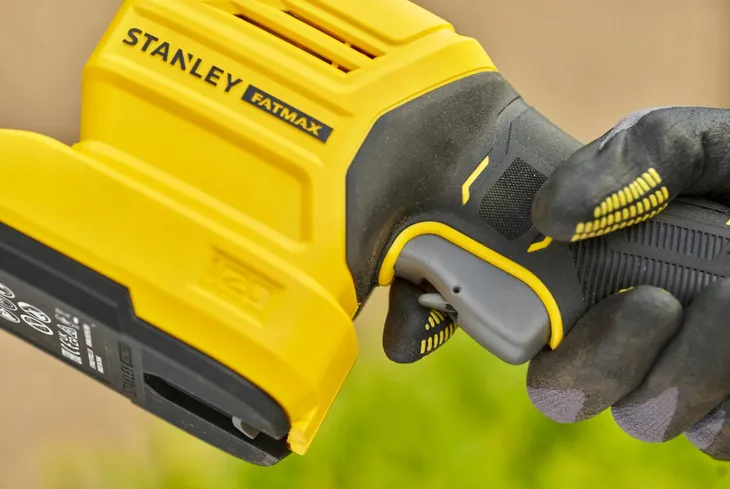 stanley-nozyce-do-trawy-18v-2w1-stcss20b-solo-stan-nowy-stan-opakowania-oryginalne