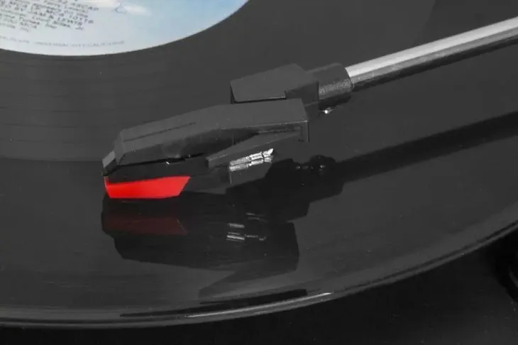 gramofon-technaxx-tx-22-czarny-sterowanie-polautomatyczne