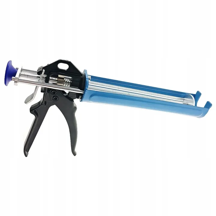 wyciskacz-pistolet-do-silikonu-mas-potrojny-mocny