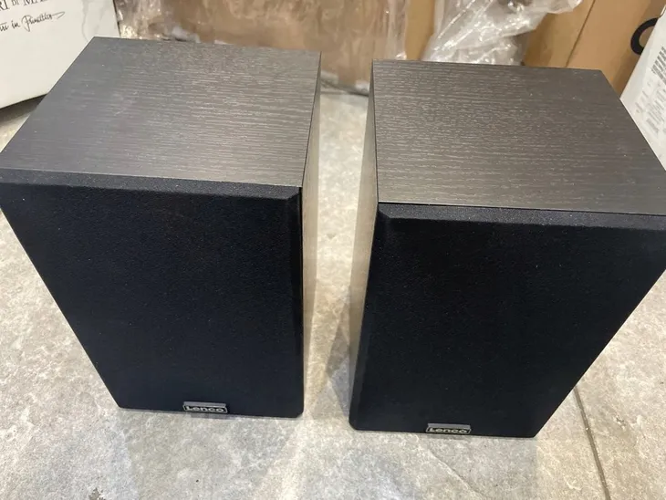 gramofon-lenco-ls-500bk-czarny-typ-wkladki-brak-informacji