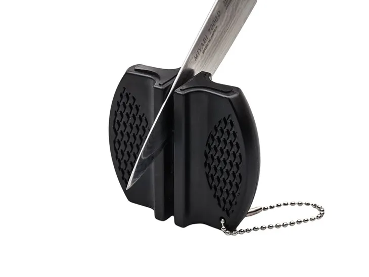 dwustronna-ostrzalka-do-nozy-t002-marka-bsh-adventure