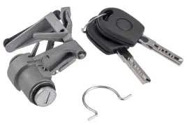 wkladka-zamka-tylnej-klapy-bagaznika-vw-polo-2001-2002-2003-2004-2005-2006