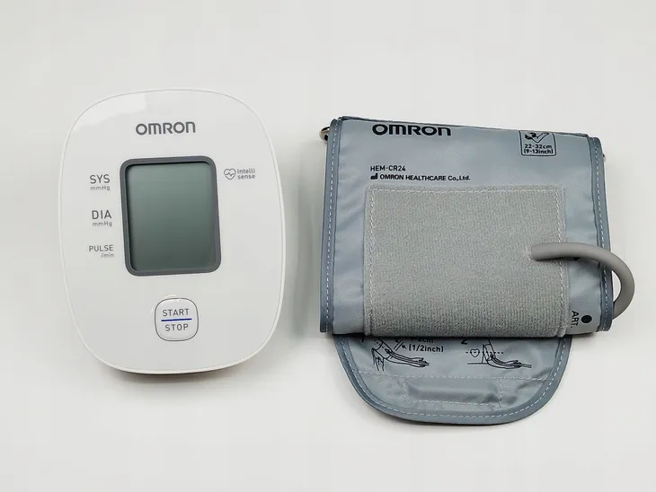 omron-cisnieniomierz-m2-basic-hem-7121j-e-obwod-nadgarstka-22-32-mm