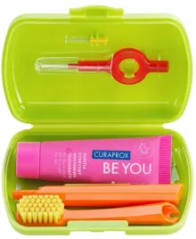 curaprox-travel-set-zestaw-podrozny-pasta-szczoteczka-zielony-1-sztuka