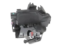 zamek-drzwi-tyl-lewy-do-audi-a6-c5-allroad-c5