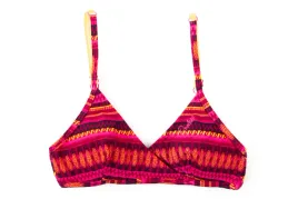 gora-od-bikini-protest-lyla-biustonosz