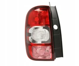 lampa-tylna-tyl-dacia-duster-i-2010-2011-2012-2013-2014-2015-2016-2017