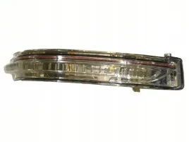 kierunkowskaz-lusterka-prawy-nissan-qashqai-ii