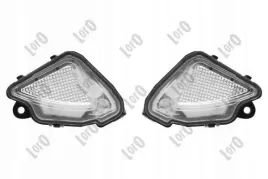 oswietlenie-w-lusterku-vw-t-roc-2018-2019-2020-2021-2022-2023-2024-2025
