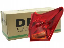 lampa-tylna-prawa-toyota-auris-2012-2013-2014-2015-2016-2017-2018