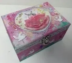 pozytywka-prostokatna-sukienka