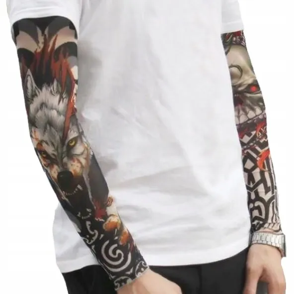 tatuaz-rekaw-tribal-kolor-dominujacy-czarny