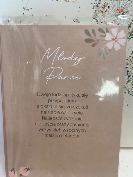 karnet-b6-osiemnastka-wysokosc-produktu-19-cm