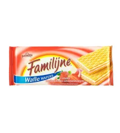jutrzenka-wafelki-180g-familijne-truskawka-smietanka
