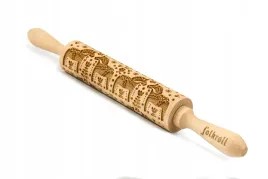 elegancki-walek-drewniany-z-wzorem-kon-laserowo-grawerowany-drewno-bukowe