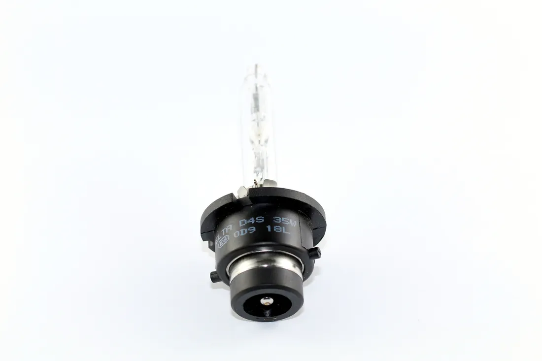 elta-vision-pro-blue-xenon-d4s-6000k-stan-nowy