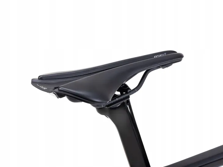 rower-szosowy-romet-huragan-disc-2023-xl-marka-romet