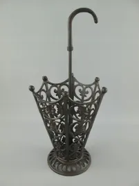 zeliwny-brazowy-stojak-na-parasol-parasolnik-vintage