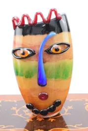 szklo-murano-kolorowy-wazon-twarz-figura-buzia