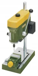 wiertarka-stolowa-proxxon-tbm-220-precyzyjna-1800-8500-obr-min-z-zaciskiem